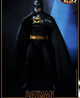 Sixth Scale Figure of Michael Keaton as Batman!